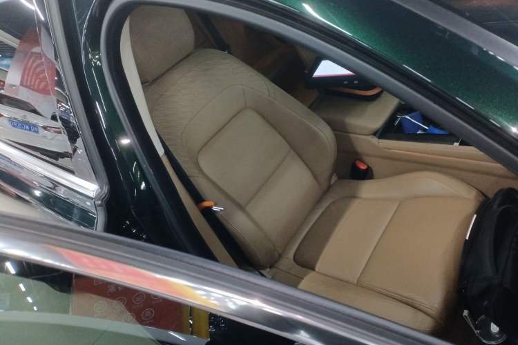 Used Jaguar XFL 2024 2.0T P250 Two-Wheel Drive Prestige Luxury Edition
