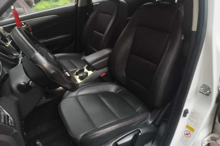 Used Changan CS75 2016 1.8T Automatic Elite Model China V Standard