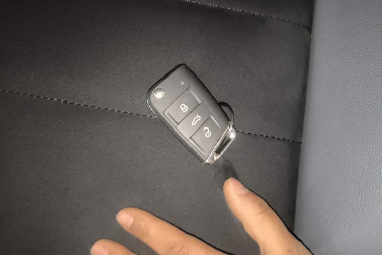 Used Volkswagen Sagitar 2020 280TSI DSG Luxury Version China VI Standard