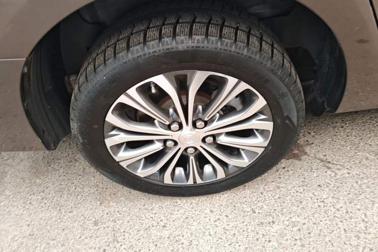 Used Buick GL8 2021 Land Cruiser Executive Class 652T Comfort Model
