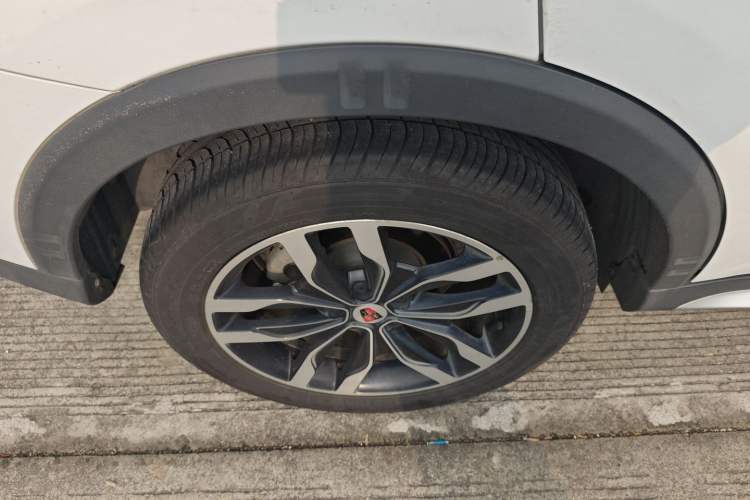 Used Roewe RX5 2018 20T Two-Wheel Drive Automatic Internet Smart Edition