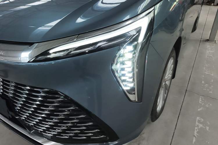 Used Buick Century 2023 2.0T Seven-Seater Yinshi Edition
