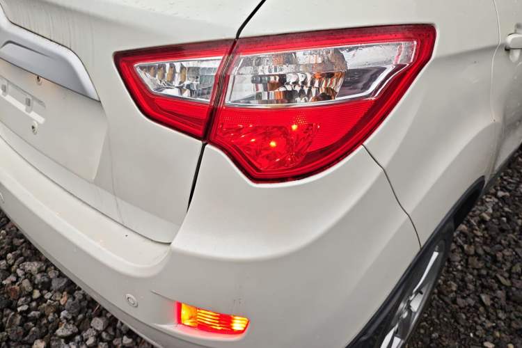 Used Changan CS35 2016 1.6L Manual Luxury Model China IV
