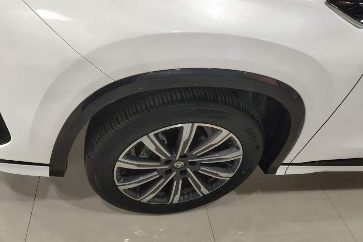 Used Changan CS75 PLUS 2024 3rd Generation Champion Edition 1.5T Intelligent Drive Dynamic Model