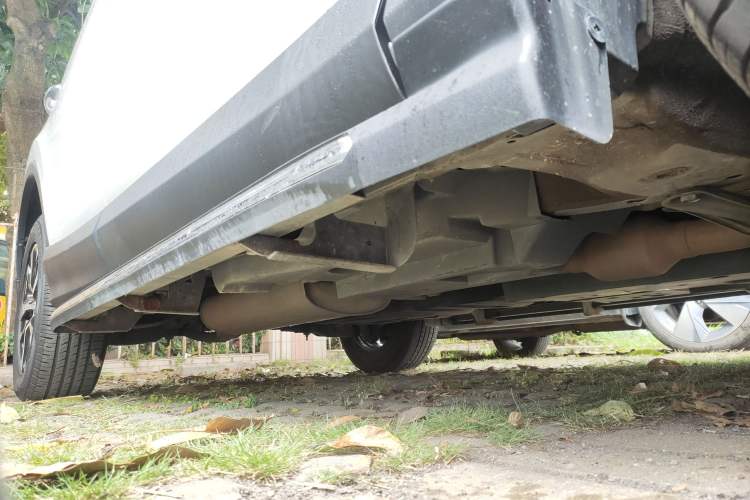 Used Toyota RAV4 2016 2.0L CVT Two-Wheel Drive Fashion Edition China V Standard
