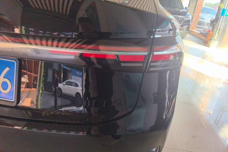 Used Volkswagen Passat 2025 Pro 380TSI Starry Dragon Edition
