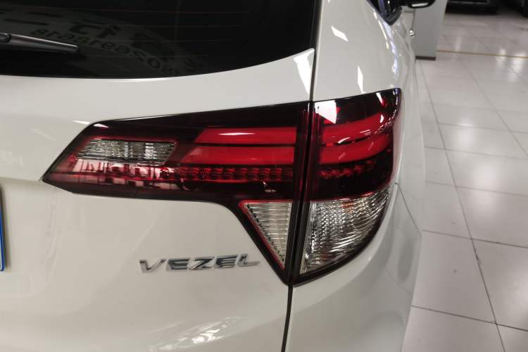 Used Honda Vezel 2019 1.5L CVT Luxury Model China VI
