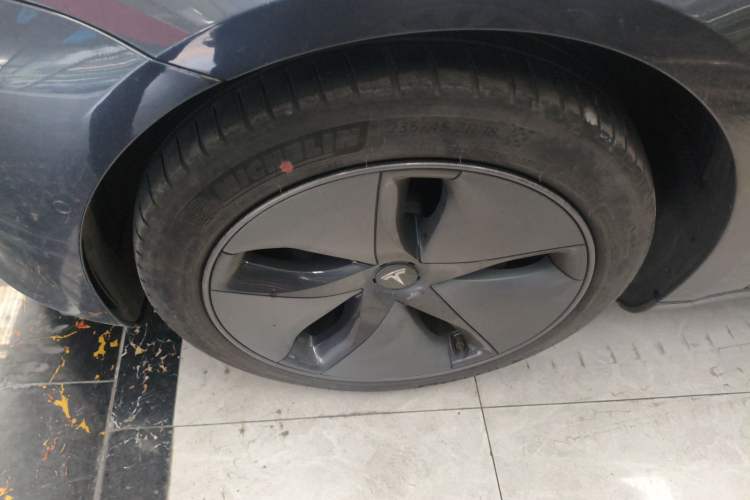 Used Tesla Model 3 2019 Standard Range Rear-Drive Upgraded Version
