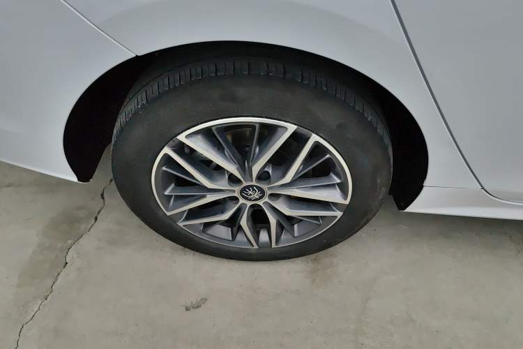 Used BYD Qin PLUS 2024 Honor Edition EV 510KM Leading Model