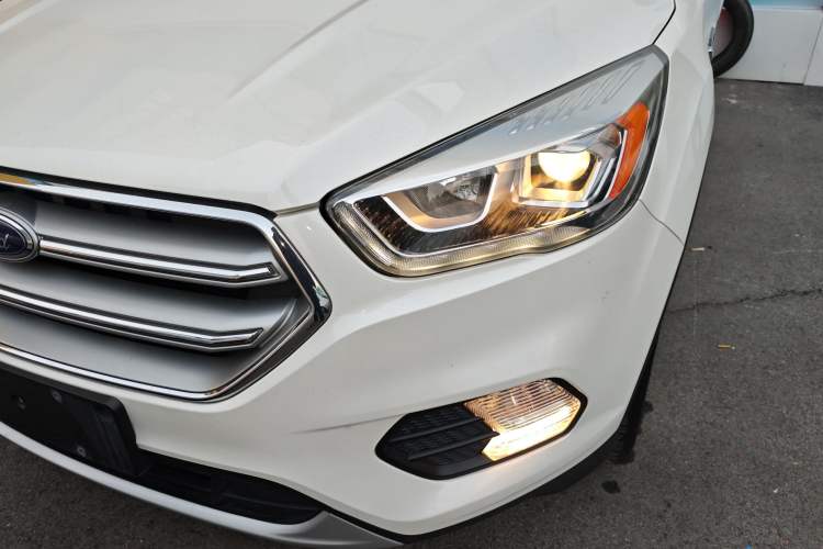 Used Ford Kuga 2017 EcoBoost 180 Two-Wheel-Drive Tiger Leap Model