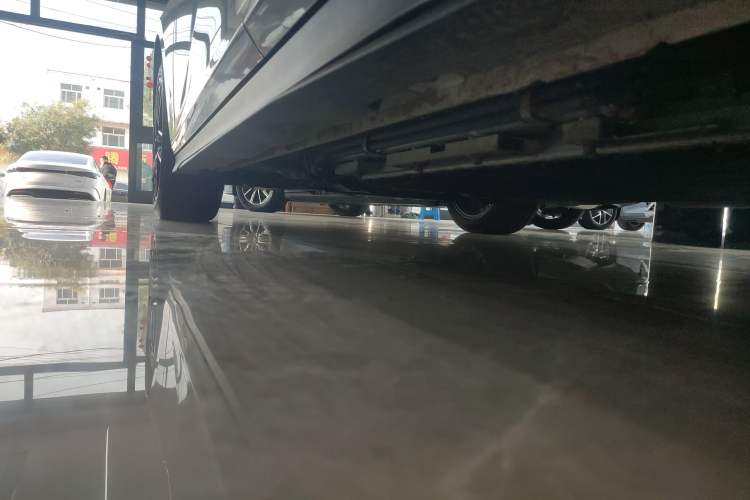 Used Changan UNI-V iDD 2024 Blue Whale Smart Electric iDD 136km ZhiKu Model
