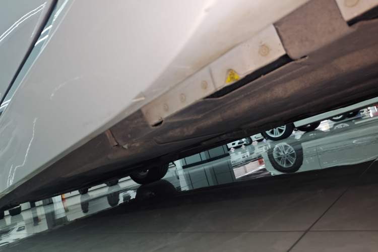 Used Jaguar XEL 2019 2.0T 200 PS Deluxe Edition
