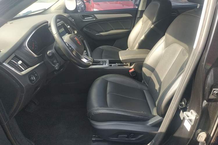 Used Roewe RX5 2019 20T Two-Wheel Drive Automatic Ali Smart Connectivity Platinum Edition
