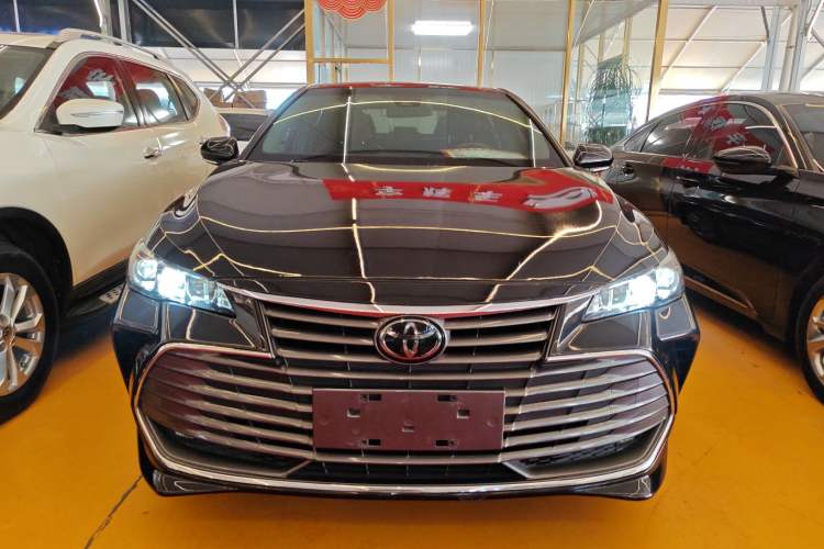 Used Toyota Avalon 2019 2.0L Luxury Edition China VI Standard

