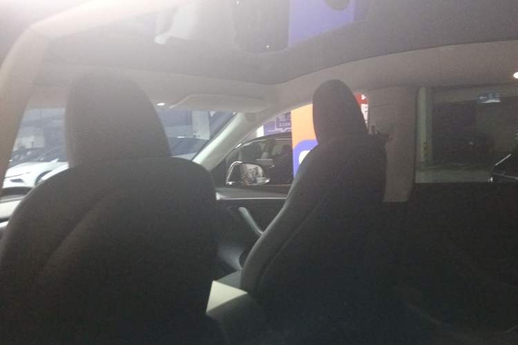 Used Tesla Model Y 2023 Rear-Wheel-Drive Version