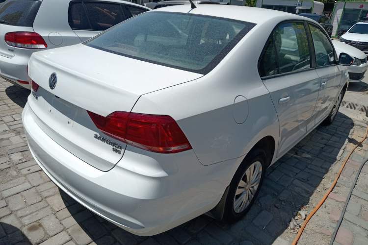 Used Volkswagen Santana 2016 1.6L Manual Fashion Edition
