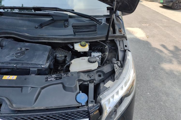 Used Mercedes-Benz V-Class 2021 V 260 Avantgarde Edition
