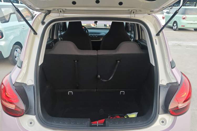 Used Wuling Bingo 2023 203km Light Edition
