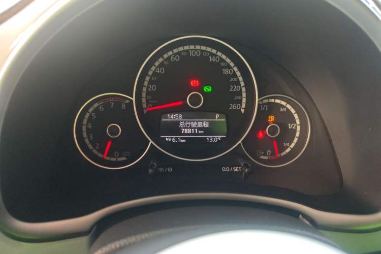 Used Volkswagen Beetle 2015 180TSI model
