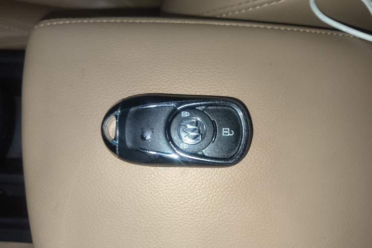 Used Buick GL6 2021 323T Mild Hybrid Connect Luxury Model
