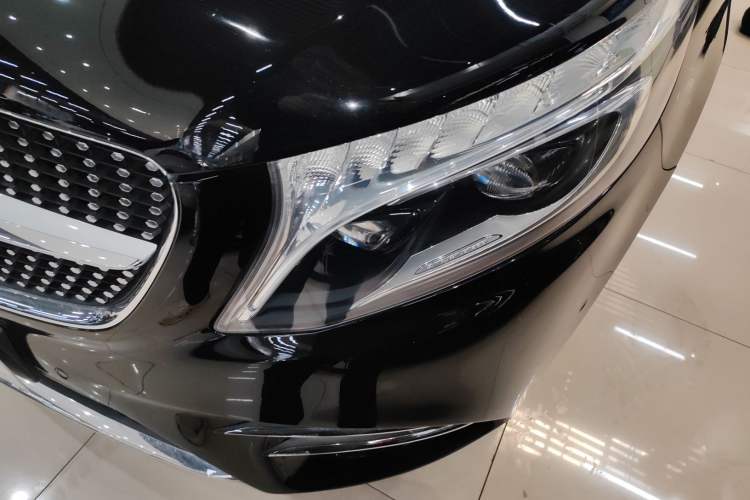 Used Mercedes-Benz V-Class 2020 V 260 L Long-wheelbase Luxury Edition
