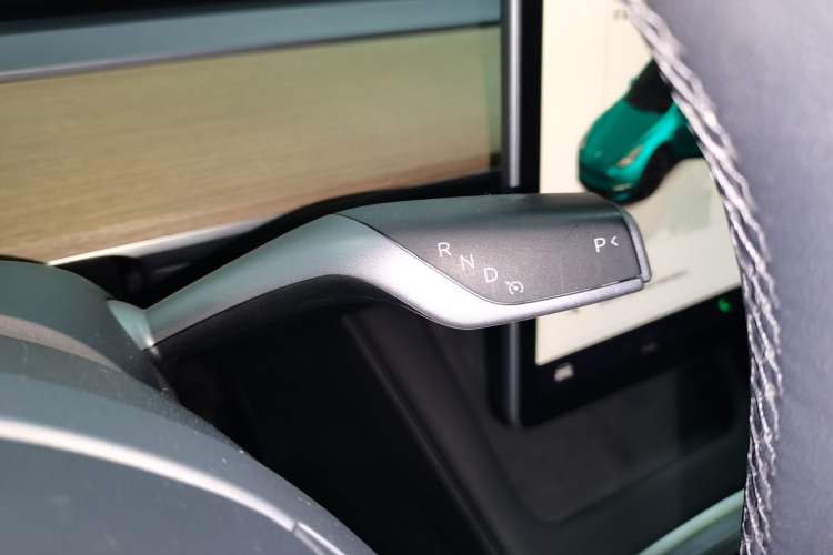 Used Tesla Model Y 2022 Rear-Wheel-Drive Version
