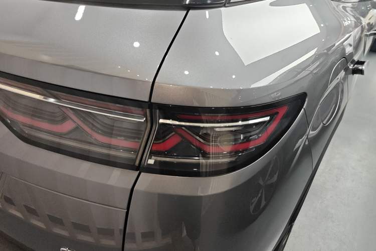 Used BYD Song L DM-i 2025 Intelligent Driving Version 160 km Beyond-Range Type