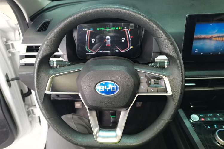Used BYD e2 2019 Standard Range Version – Yue·Standard Model