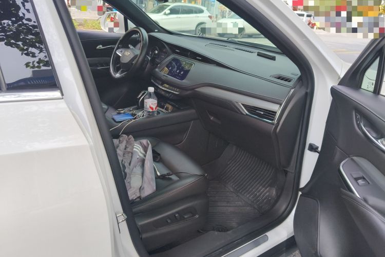 Used Cadillac XT4 2020 28T Two-Wheel-Drive Leading Version
