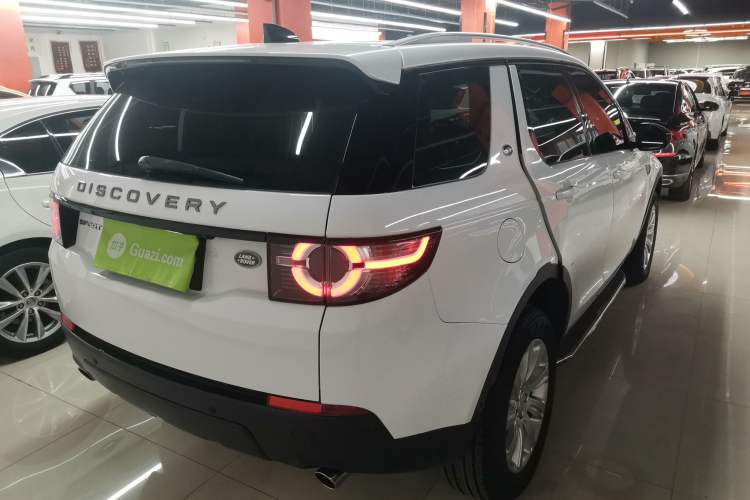 Used Land Rover Discovery Sport 2019 240 PS PURE Edition China VI Standard