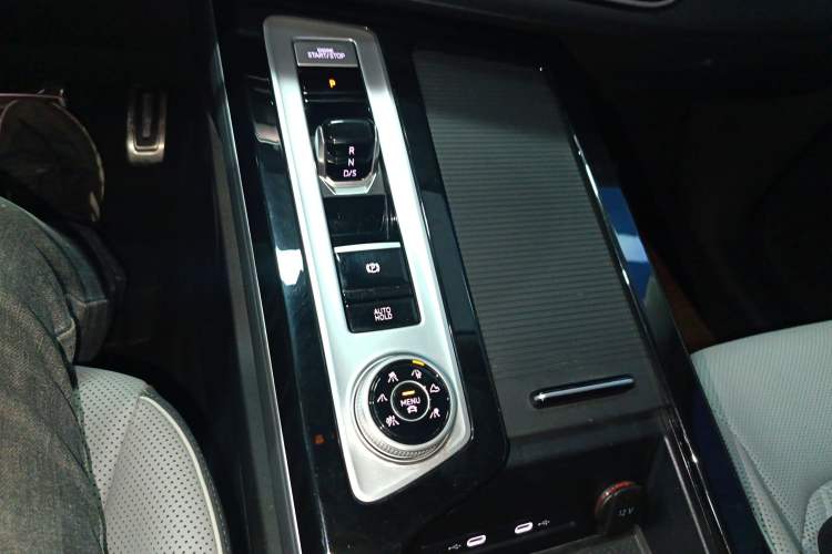 Used Volkswagen Talagon 2023 380TSI Four-Wheel Drive R-Line Cruise Edition
