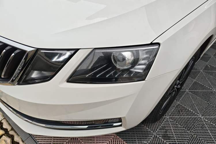 Used Skoda Octavia 2018 TSI230 DSG Luxury Edition