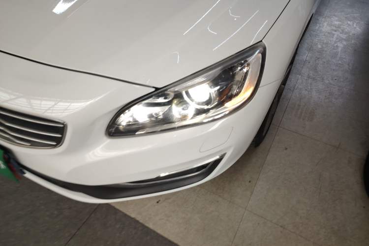 Used Volvo S60 2015 S60L 2.0T Zhiyuan Edition