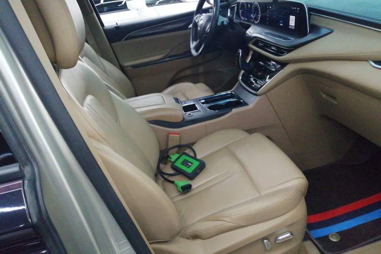 Used Buick GL8 2021 ES Land Cruiser 653T Luxury Edition
