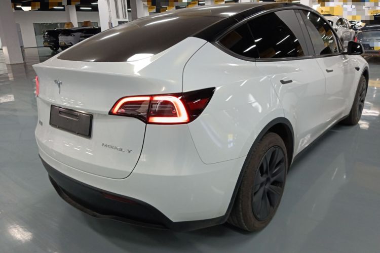 Used Tesla Model Y 2024 Rear-Wheel-Drive Version
