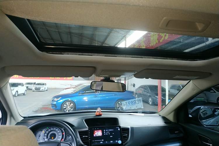 Used Honda CR-V 2016 2.0L two-wheel drive Urban Edition
