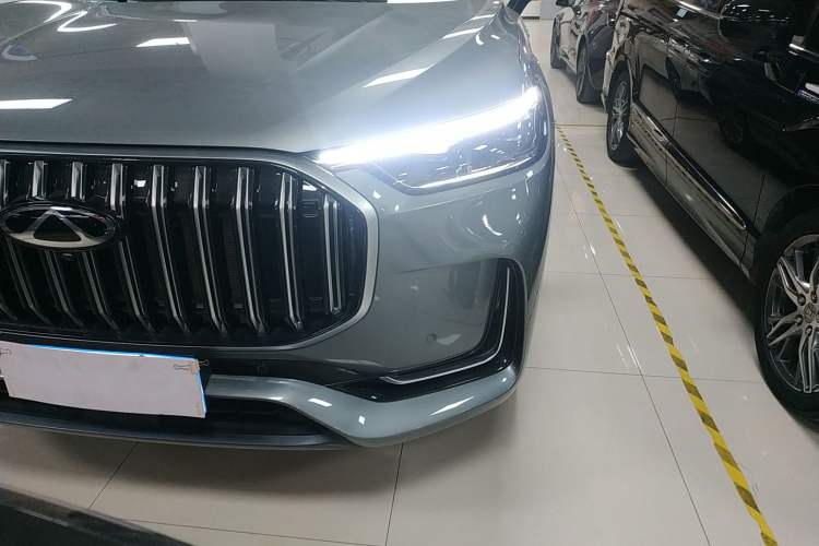 Used Chery Tiggo 9 2023 Facelift 2.0T Dual-Clutch Two-Wheel Drive Luxury Edition 5 Seats
