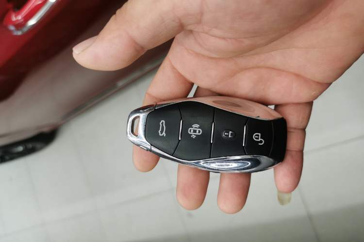 Used Hongqi H6 2023 2.0T ZhiZhen Edition
