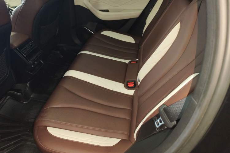 Used Geely Auto Monjaro L 2021 2.0TD DCT EVO Two-Wheel Drive Prestige Version
