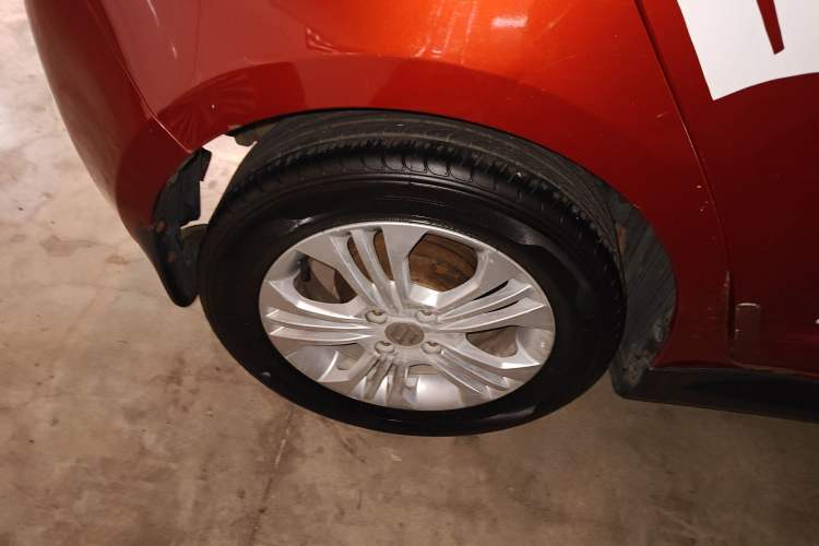 Used Suzuki Swift 2013 1.5L Automatic Standard Edition
