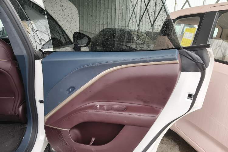 Used  11 2023 Harmony 90-degree Rear-wheel Drive Edition
