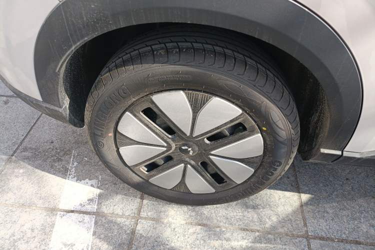 Used Wuling Bingo S 2025 Model 325km Deluxe Edition
