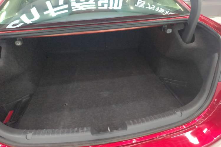 Used Mazda Atenza 2020 2.0L Blue Sky Luxury Edition
