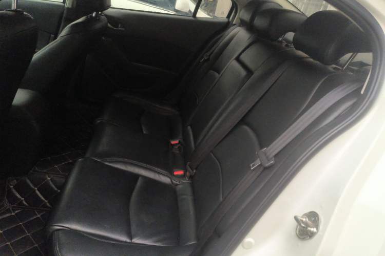 Used Mazda Mazda 3 Axela 2017 Sedan 1.5L Automatic Comfort Model Emission Standard China V
