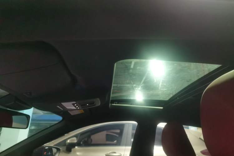 Used MG 5 2022 180 DVVT CVT Youth Luxury Edition
