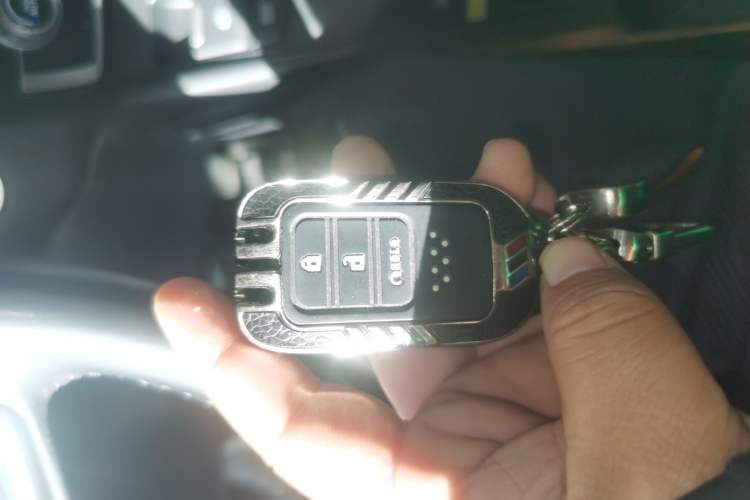 Used Honda CR-V 2021 240TURBO CVT 2WD Fashion Edition
