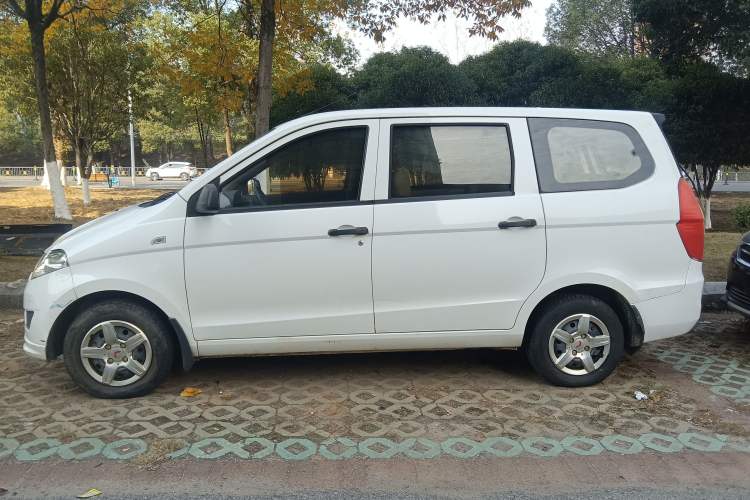 Used Wuling Hongguang 2015 1.2L S Base Model China V Standard
