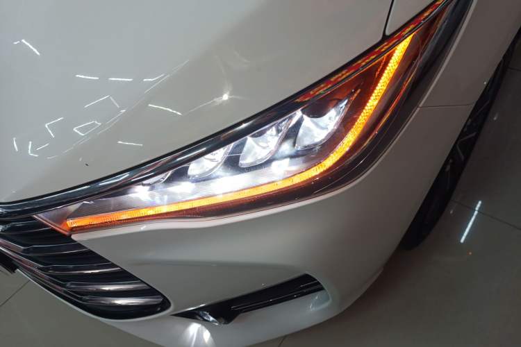 Used BYD Song MAX 2019 1.5T Automatic Smart Connect Ruiyi Sunroof Version 6 Seats China VI Standard
