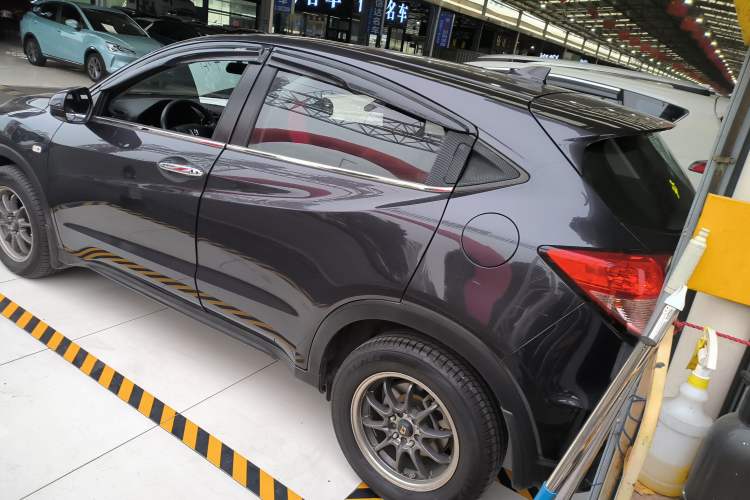 Used Honda Vezel 2017 1.5L CVT 2WD Comfort Model