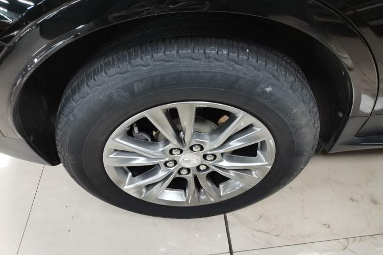 Used Cadillac XT5 2020 Revised Version 28T Luxury Edition
